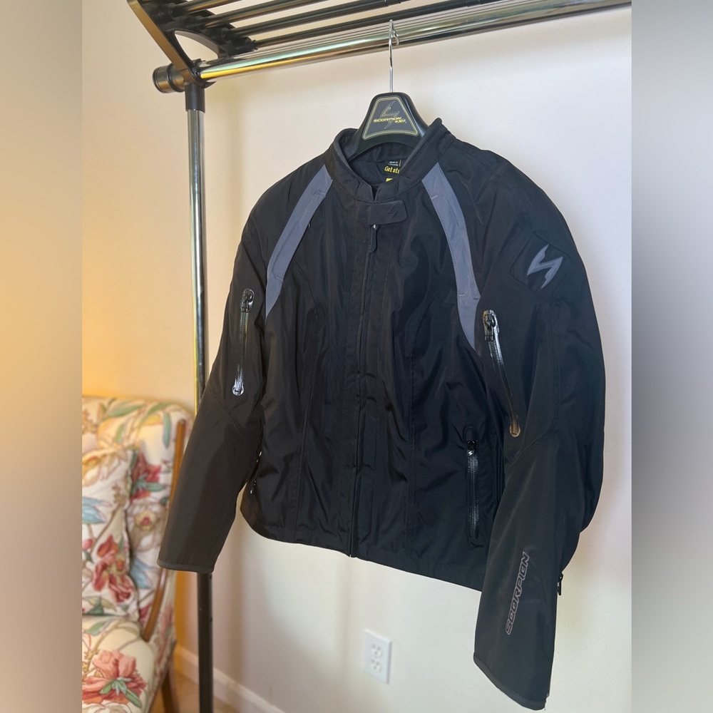 Women’s Motorcycle Riding Jacket Large Scorpion, waterproof, protective features